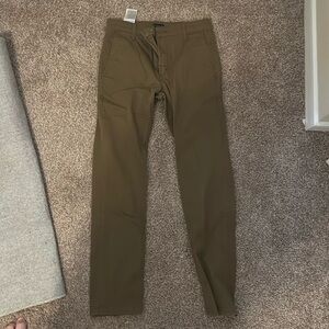 Brown Levi Pants
Size: 29x32